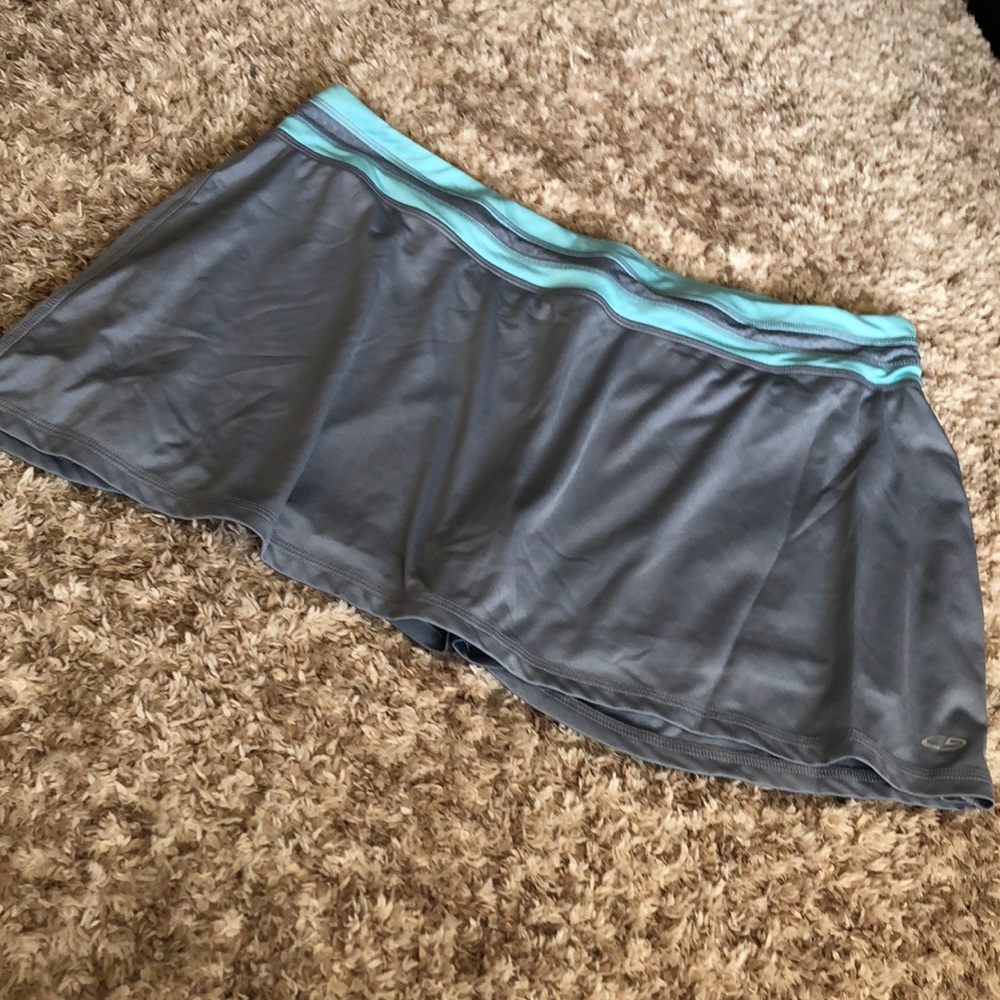Skort